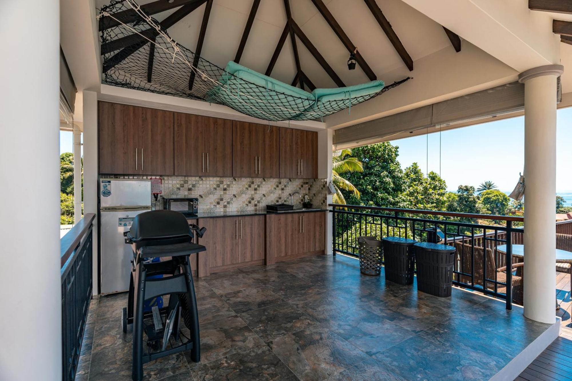 D'Offay Seaview Apartments Beau Vallon  Exterior photo