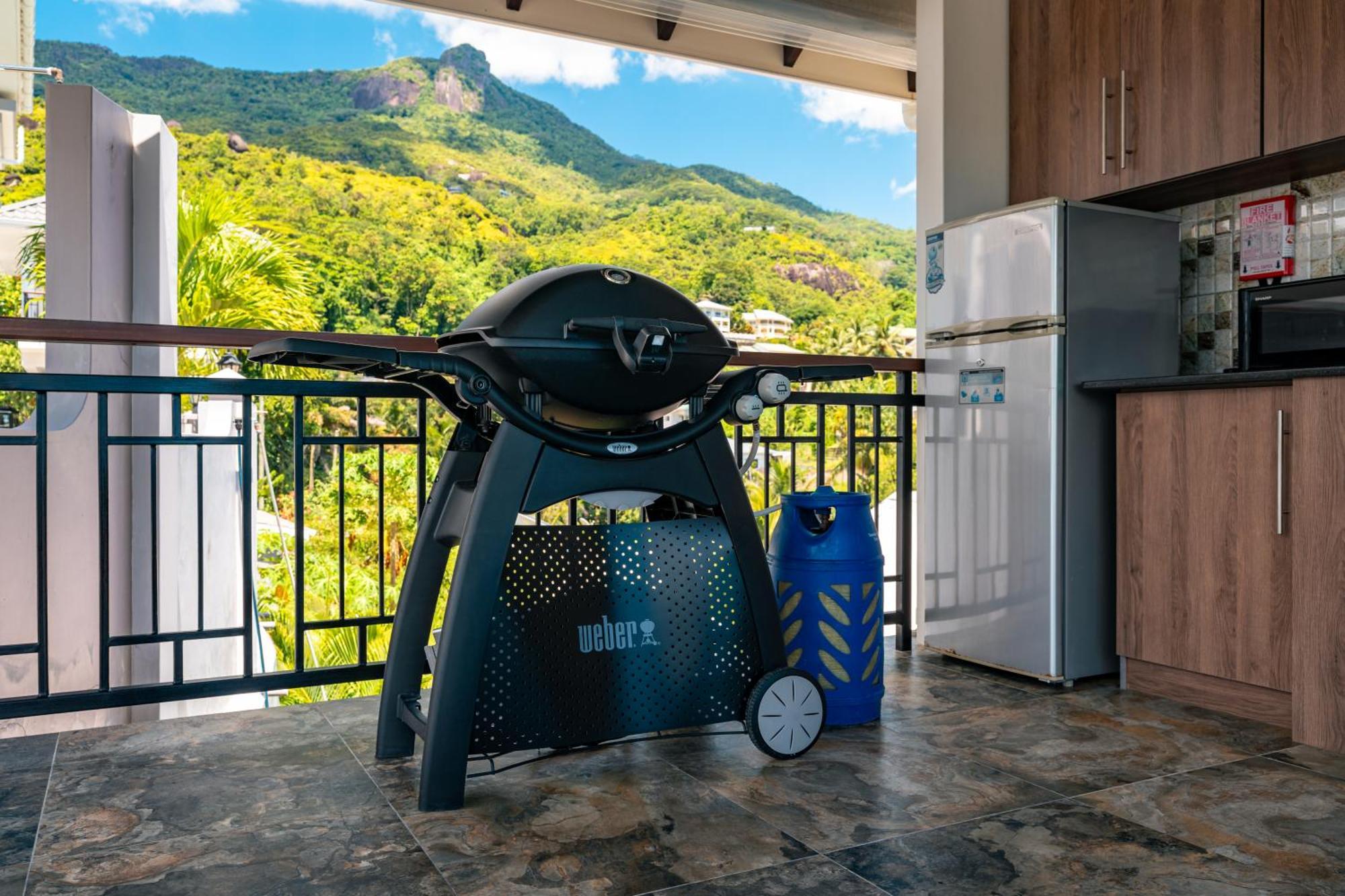 D'Offay Seaview Apartments Beau Vallon  Exterior photo