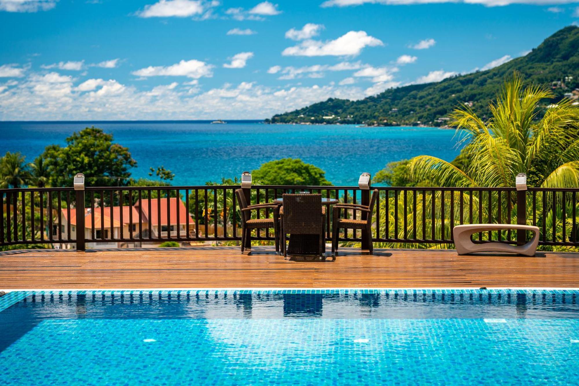 D'Offay Seaview Apartments Beau Vallon  Exterior photo